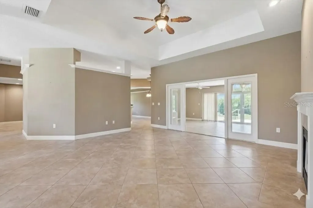 12764 County Road 223 Oxford FL 34484