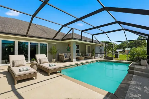 12764 County Road 223 Oxford FL 34484
