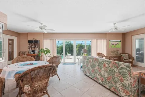 12764 County Road 223 Oxford FL 34484