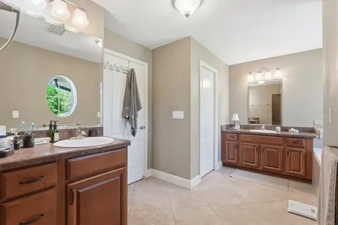 12764 County Road 223 Oxford FL 34484