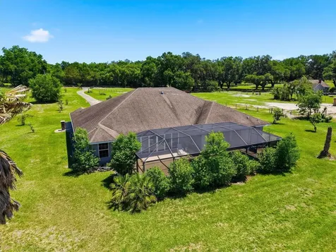 12764 County Road 223 Oxford FL 34484