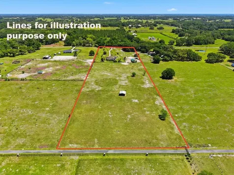 12764 County Road 223 Oxford FL 34484