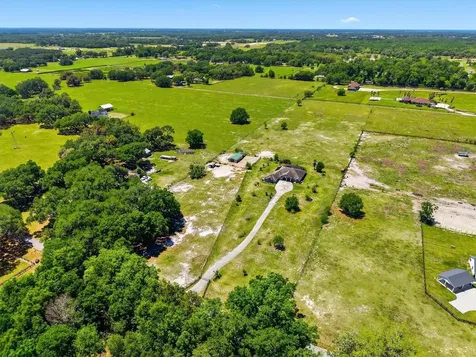 12764 County Road 223 Oxford FL 34484