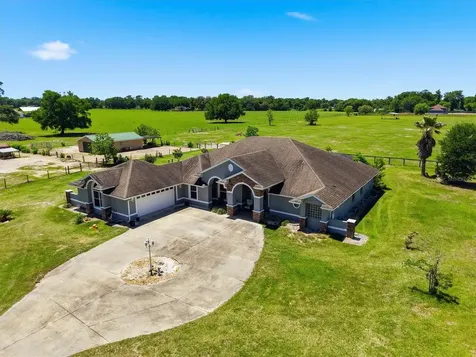 12764 County Road 223 Oxford FL 34484