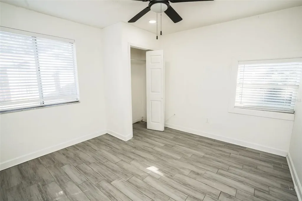 1007 E 32nd Avenue Tampa FL 33603
