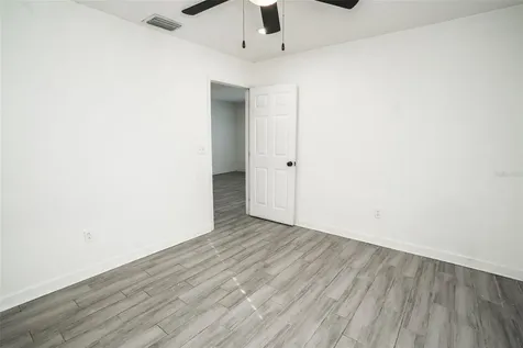 1007 E 32nd Avenue Tampa FL 33603
