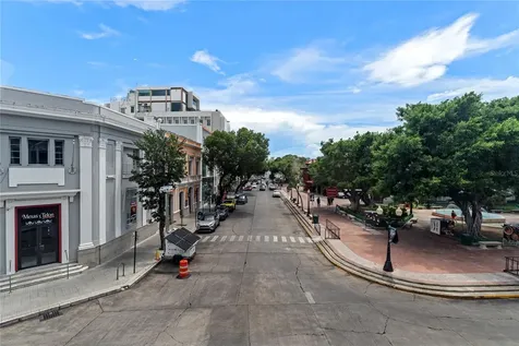 6951 C Reina Isabel Ste. 101 Ponce PR 00730