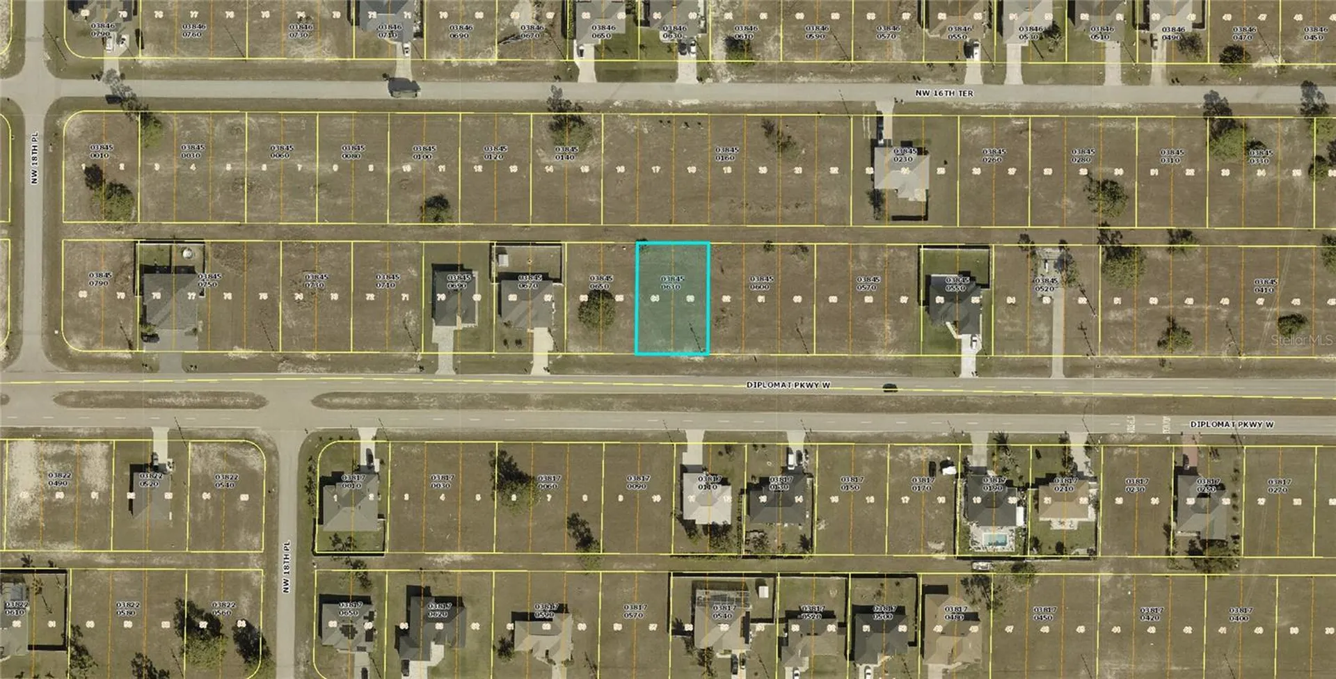 1715 Diplomat Parkway W Cape Coral FL 33993