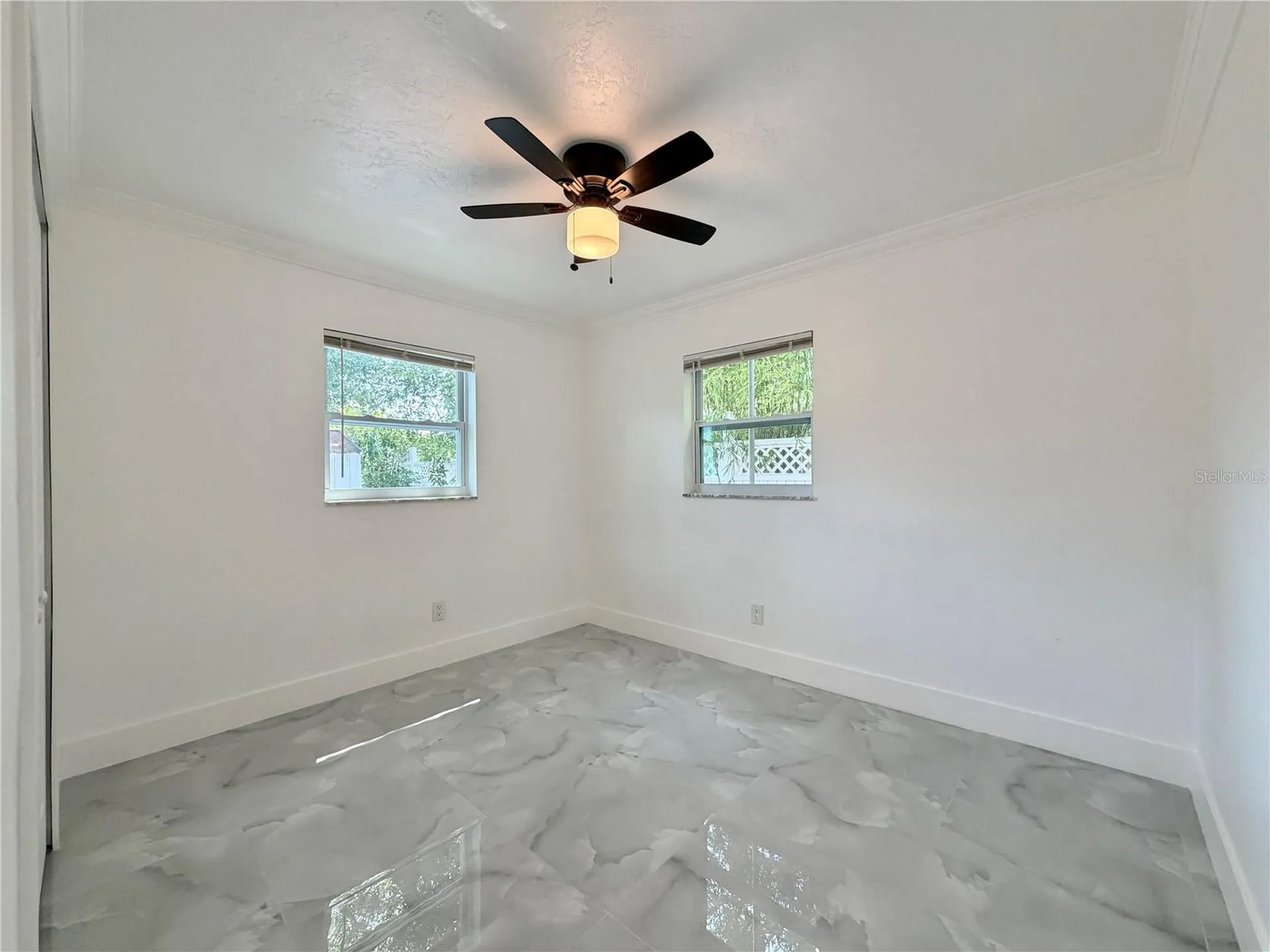 166 SW Lincoln Circle N St Petersburg FL 33703