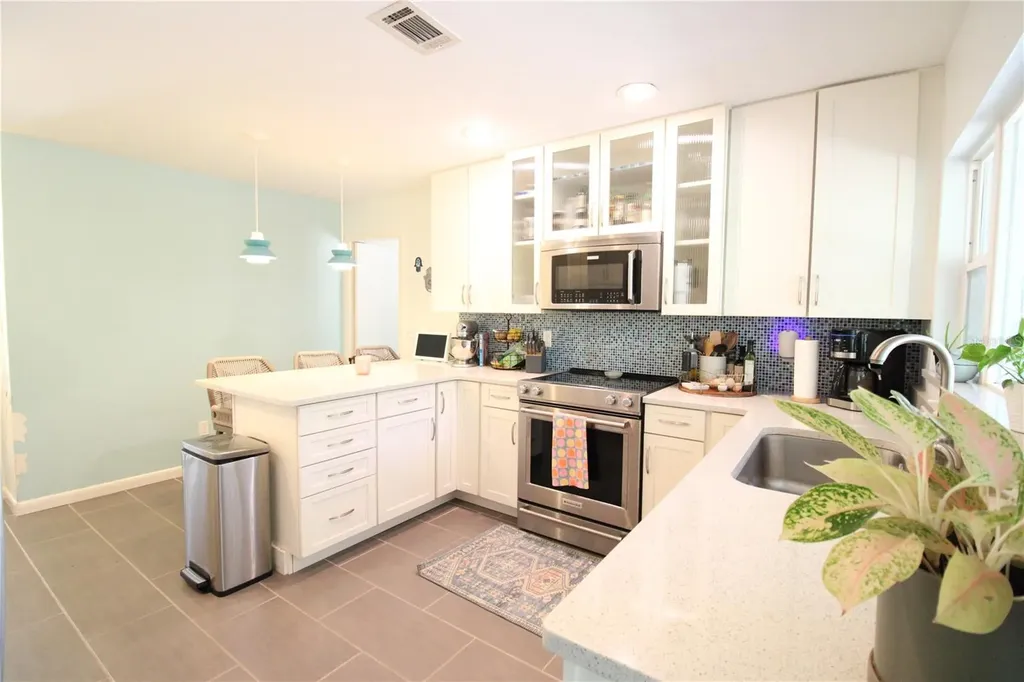 2046 NW 19th Lane Gainesville FL 32605