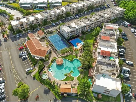 J 109 Calle Plumoso Real Guaynabo PR 00966