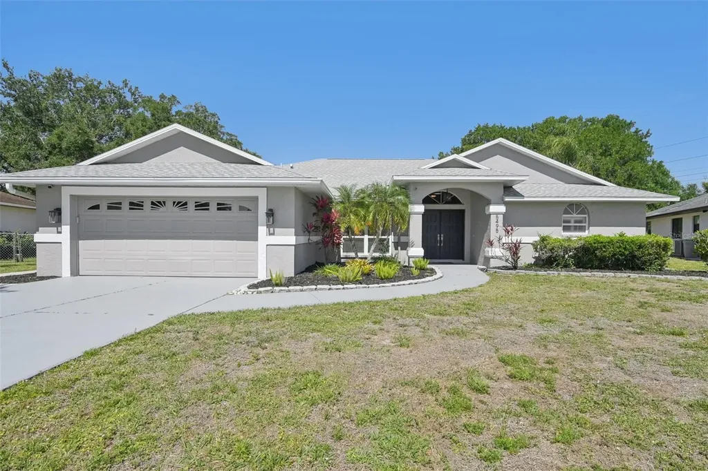 5495 Cynthia Lane Sarasota FL 34235