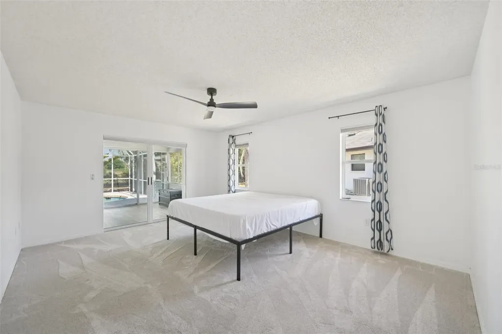 5495 Cynthia Lane Sarasota FL 34235