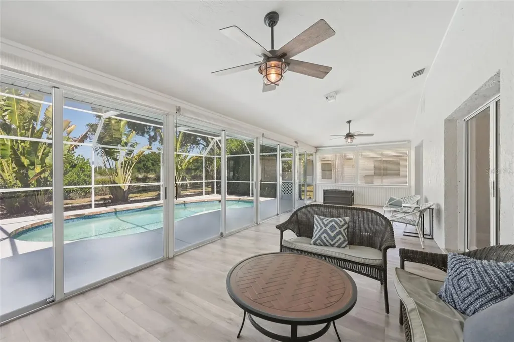 5495 Cynthia Lane Sarasota FL 34235