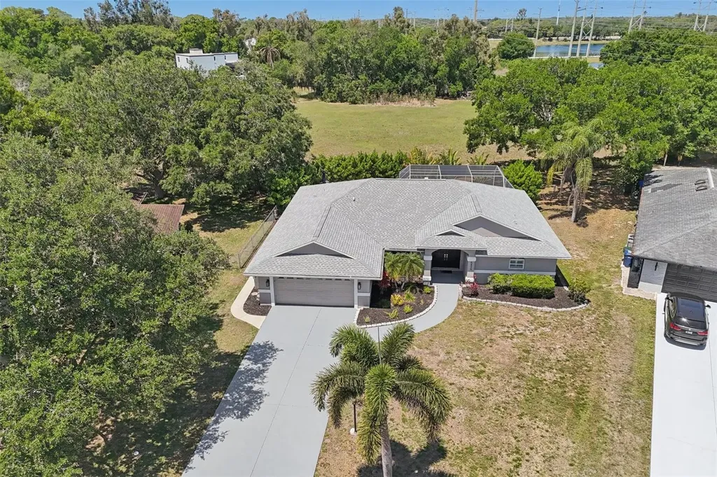 5495 Cynthia Lane Sarasota FL 34235