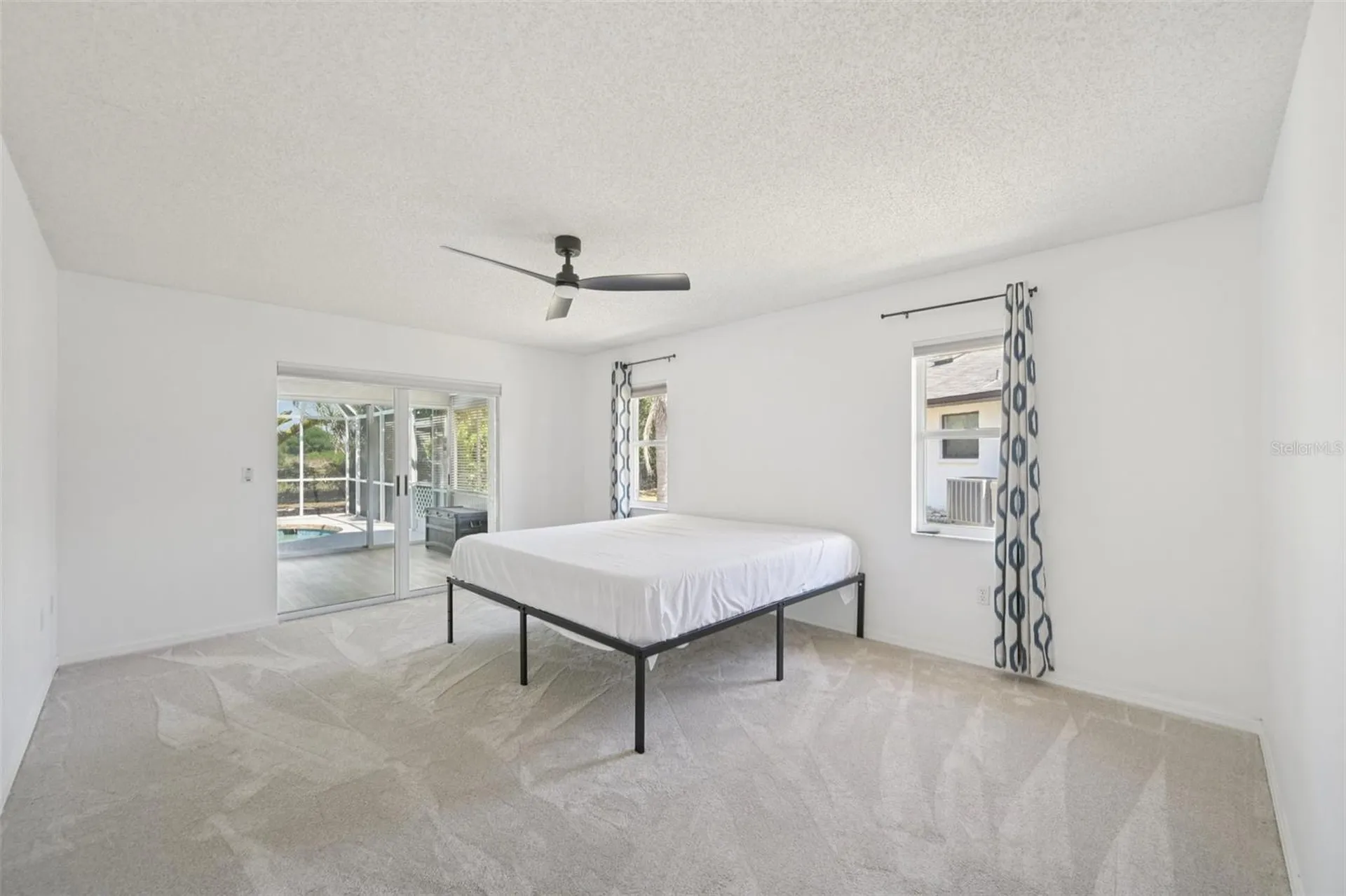 5495 Cynthia Lane Sarasota FL 34235