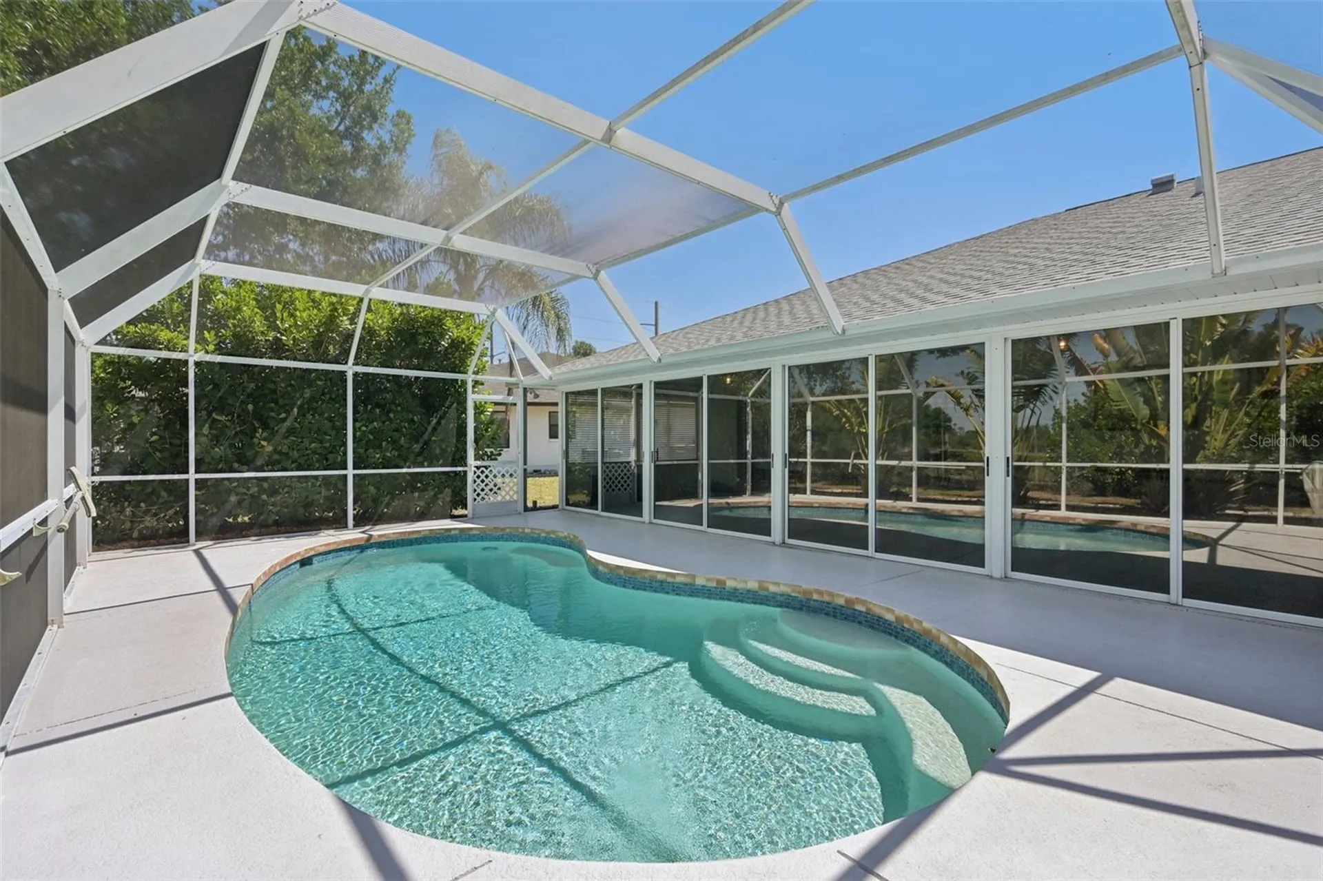 5495 Cynthia Lane Sarasota FL 34235