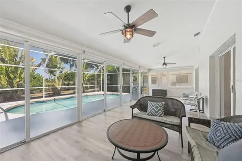 5495 Cynthia Lane Sarasota FL 34235