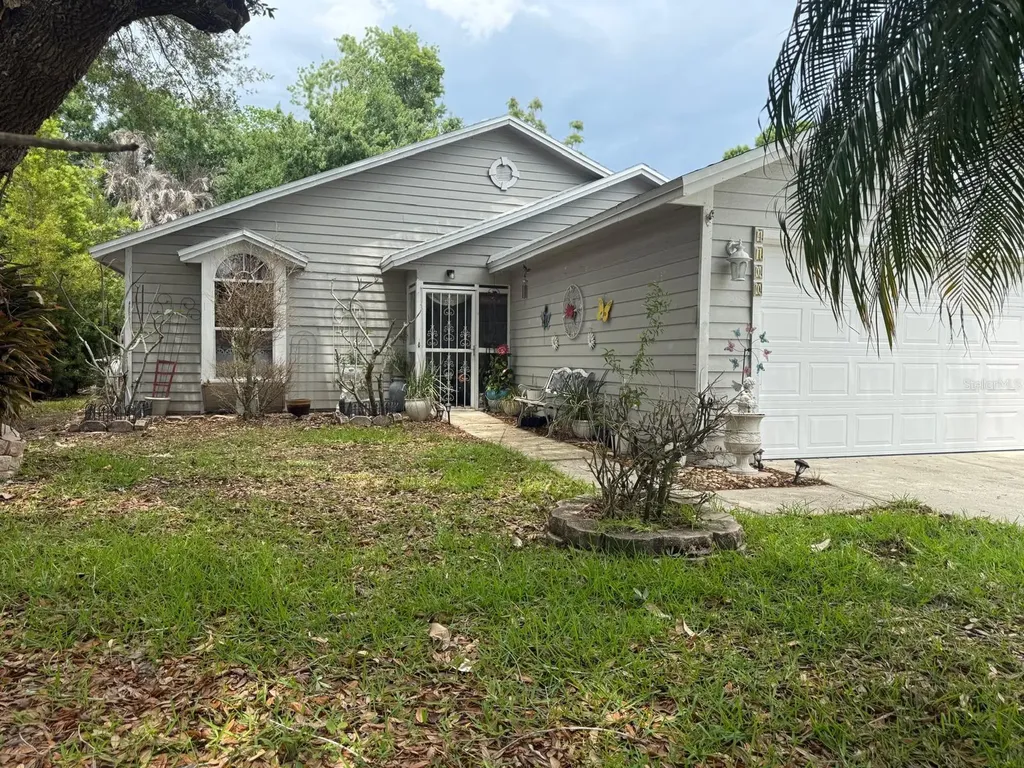 4100 Natchez Trace Drive St Cloud FL 34769