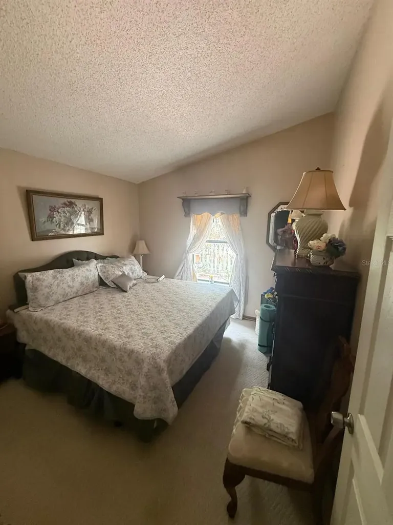 4100 Natchez Trace Drive St Cloud FL 34769