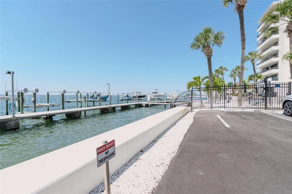 5700 Mariner Street Tampa FL 33609