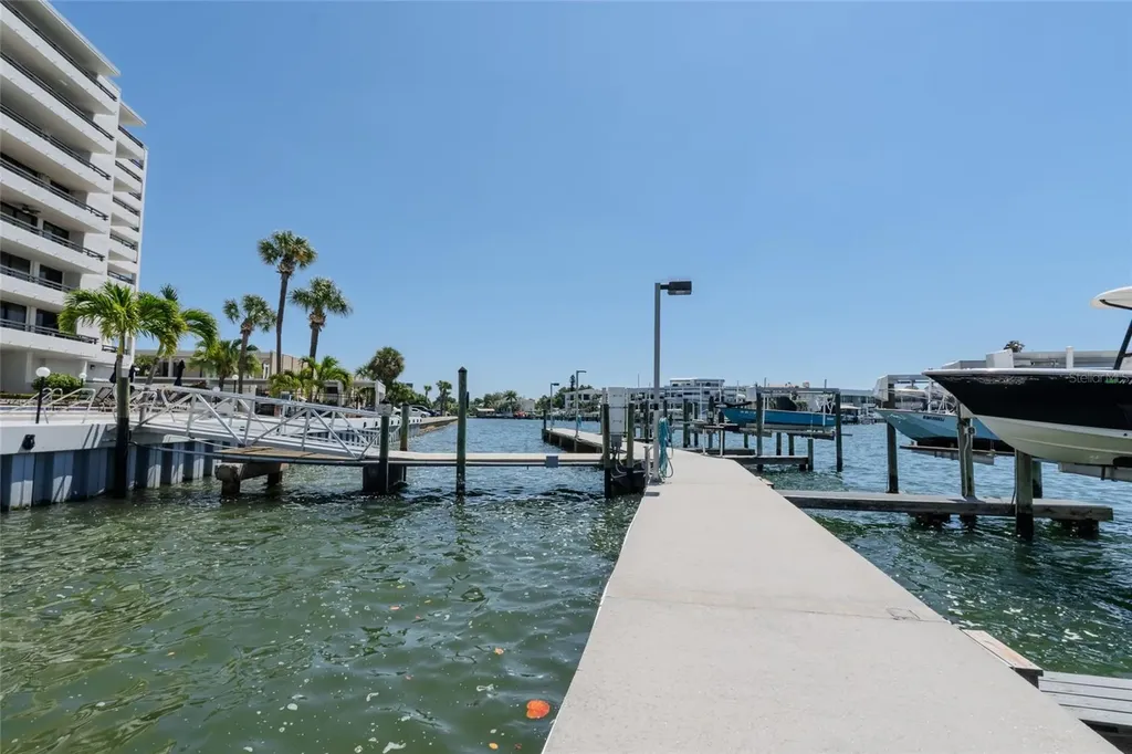 5700 Mariner Street Tampa FL 33609
