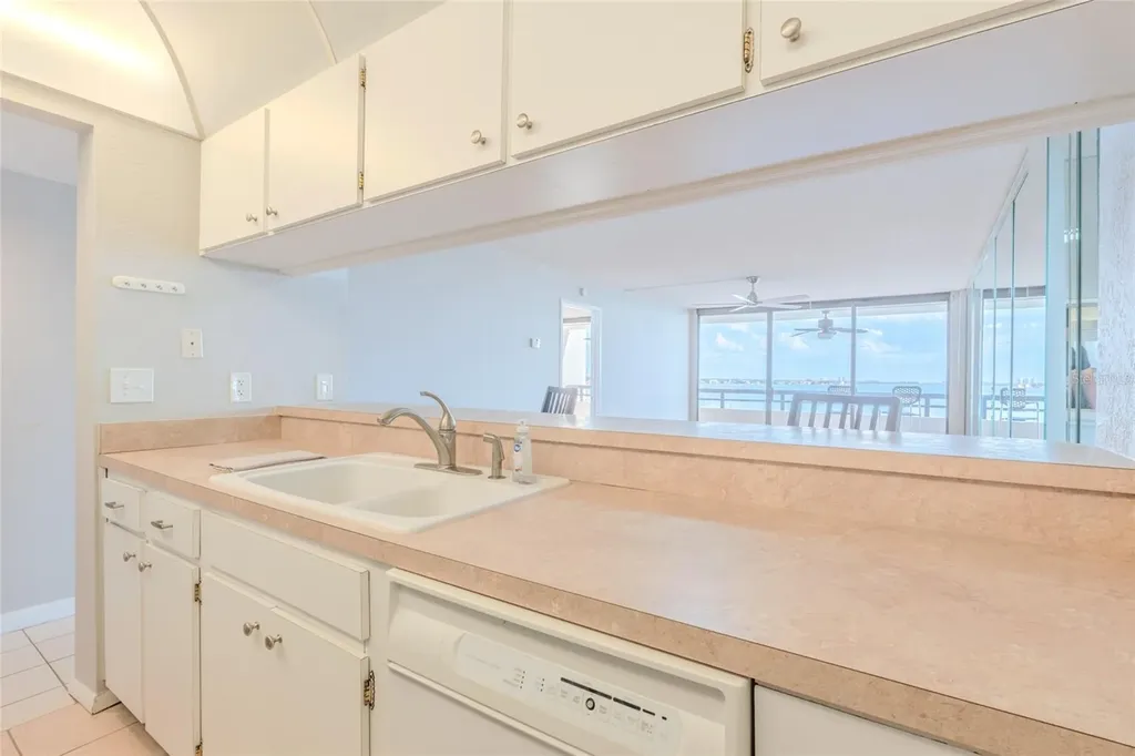 5700 Mariner Street Tampa FL 33609