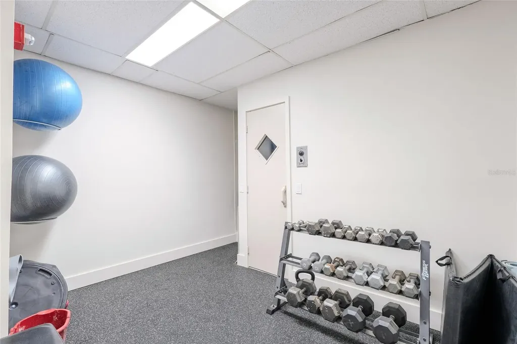 5700 Mariner Street Tampa FL 33609