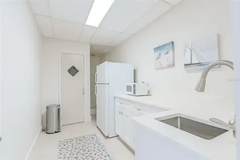 5700 Mariner Street Tampa FL 33609