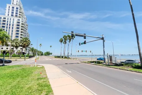 5700 Mariner Street Tampa FL 33609