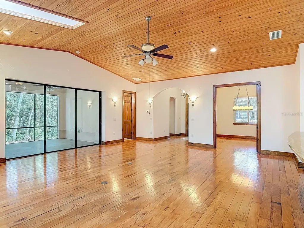 250 Garden Street Lake Helen FL 32744
