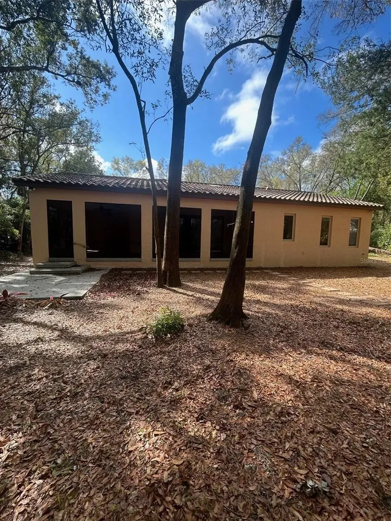 250 Garden Street Lake Helen FL 32744