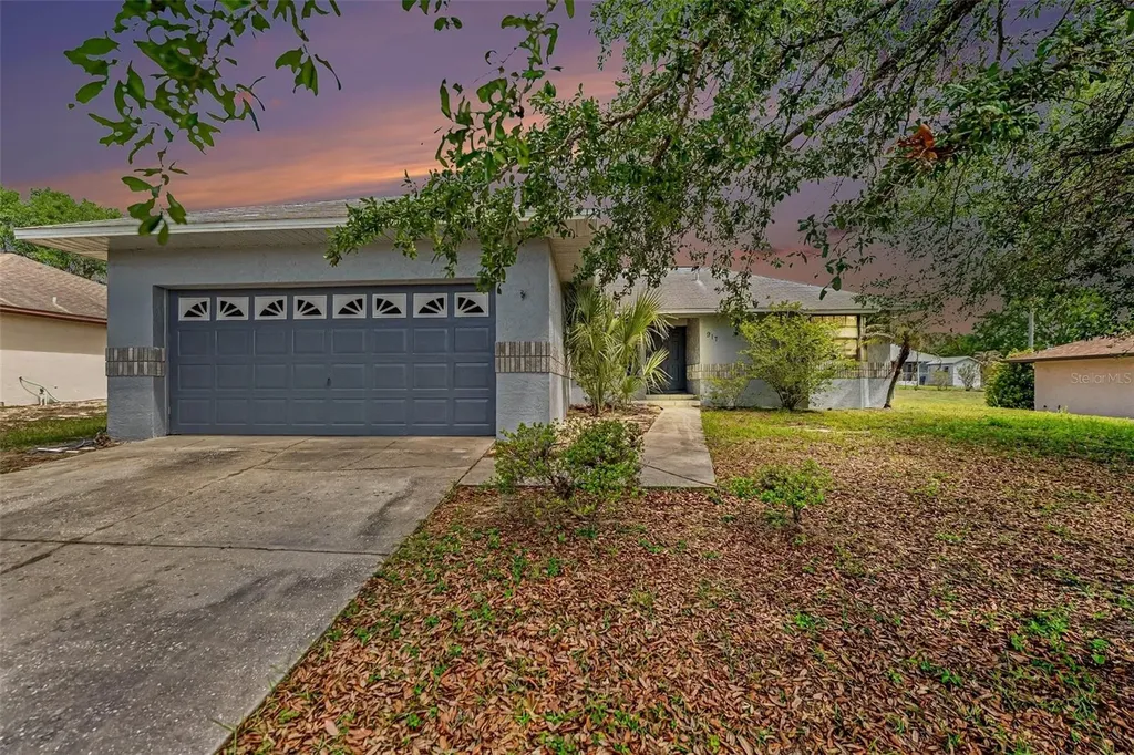 917 Devonshire Way Lake Wales FL 33853