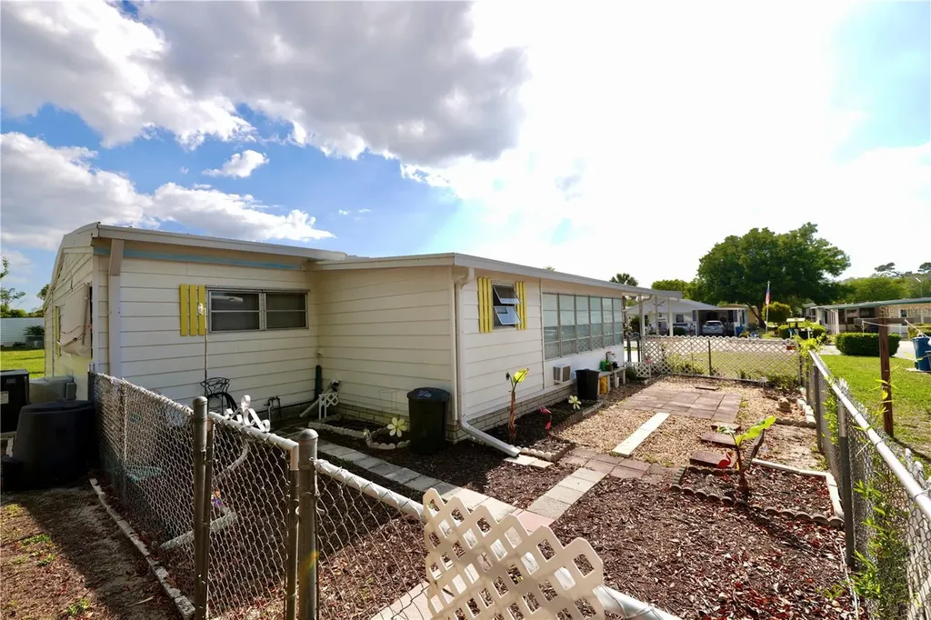 7338 Thorpp Avenue Brooksville FL 34613