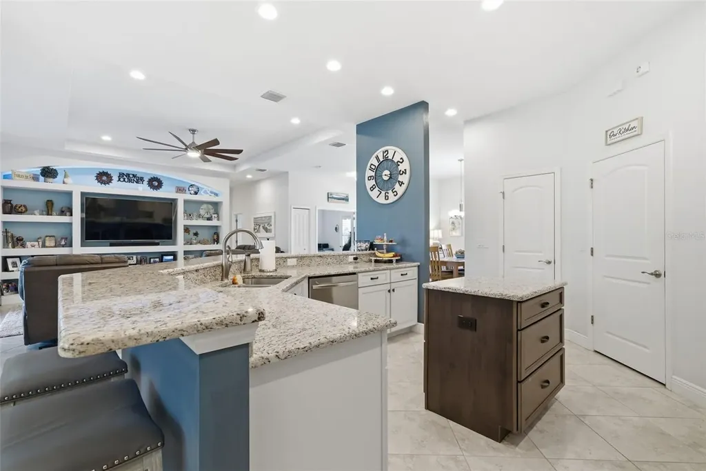 3840 Cardenal Avenue Sun City Center FL 33573