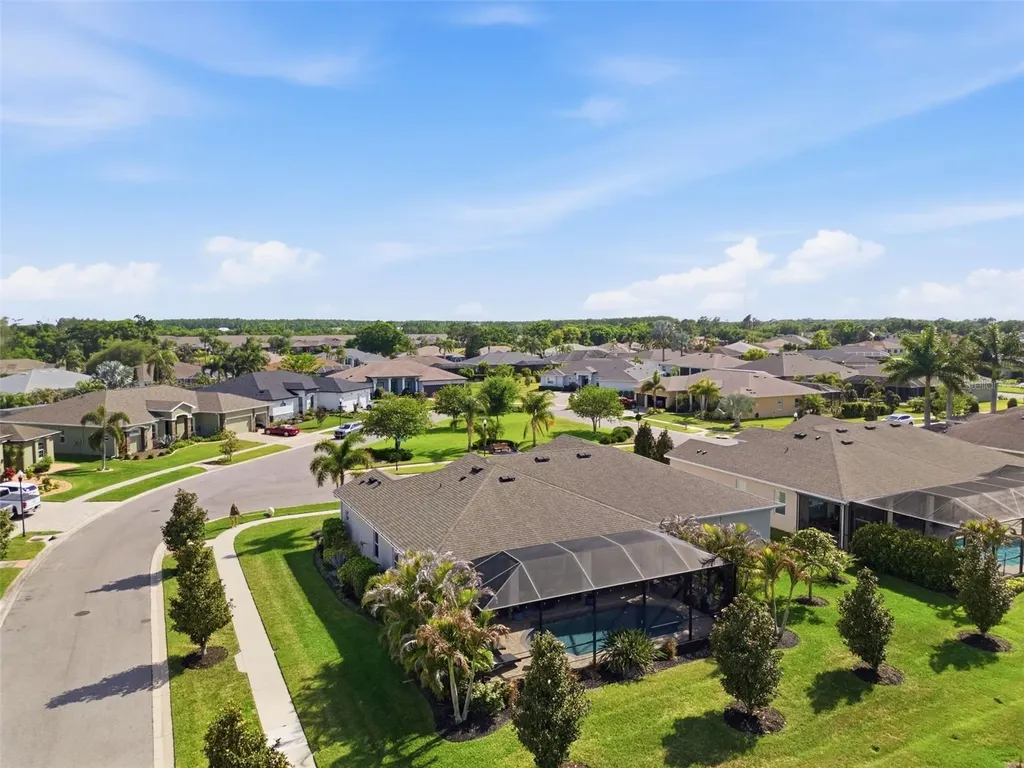 3840 Cardenal Avenue Sun City Center FL 33573