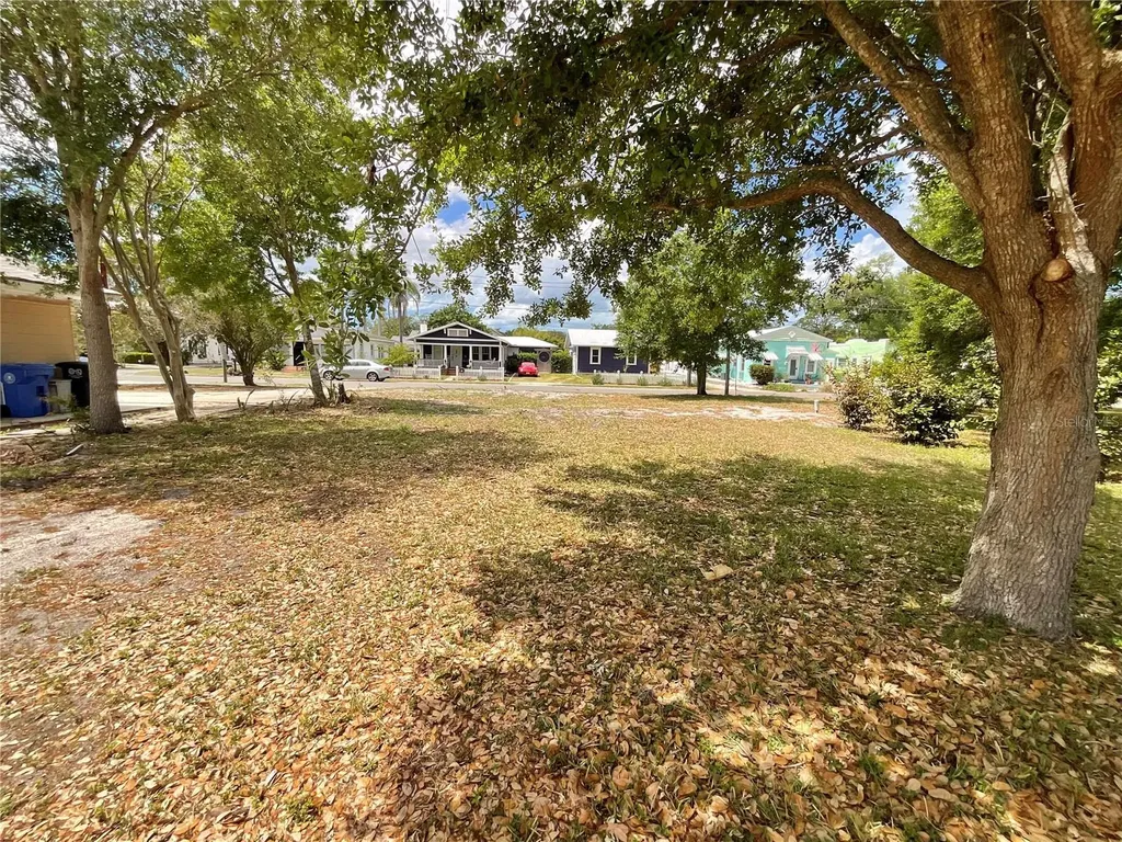 219 27th Street W Bradenton FL 34205