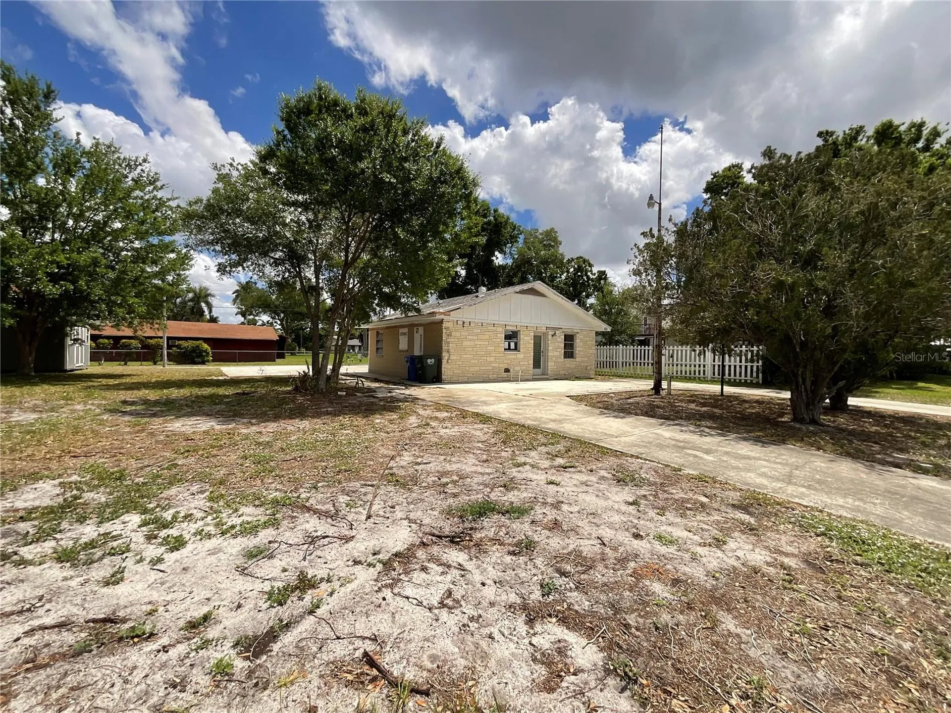 219 27th Street W Bradenton FL 34205