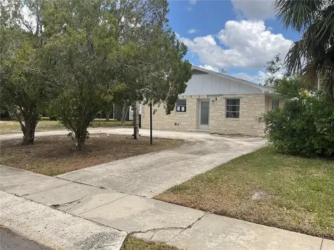 219 27th Street W Bradenton FL 34205