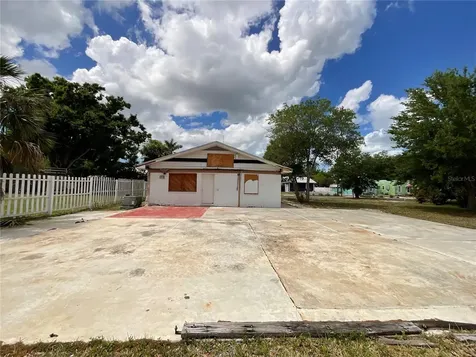 219 27th Street W Bradenton FL 34205