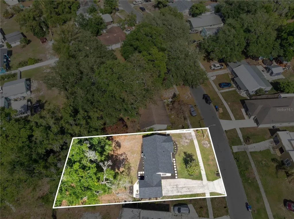 1506 E Elm Road Lakeland FL 33801