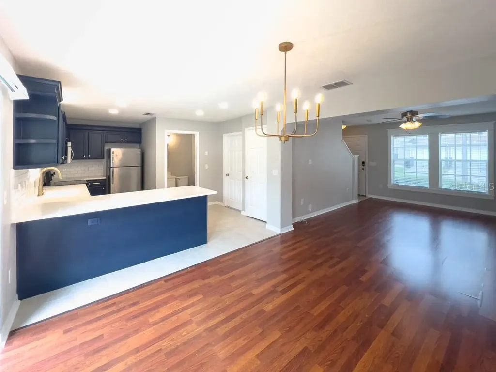 109 Woodknoll Place Valrico FL 33594