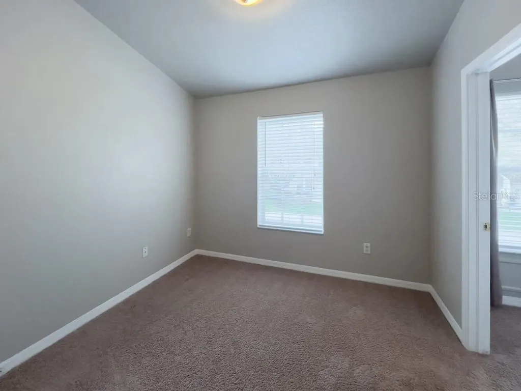 109 Woodknoll Place Valrico FL 33594