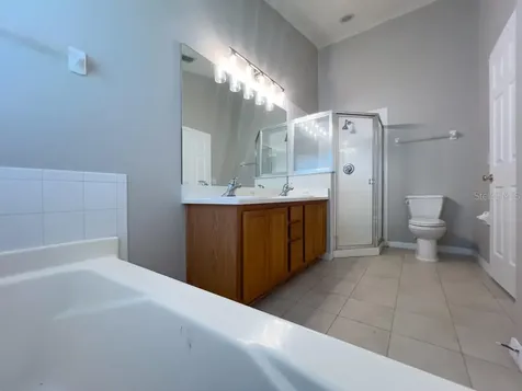 109 Woodknoll Place Valrico FL 33594