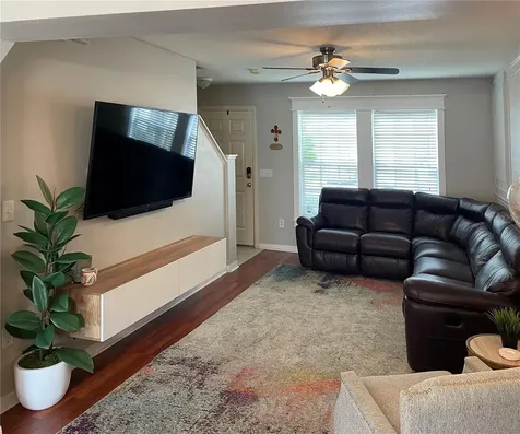 109 Woodknoll Place Valrico FL 33594