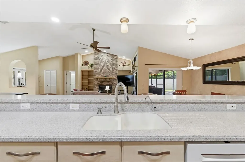 2418 Anthony Avenue Clearwater FL 33759