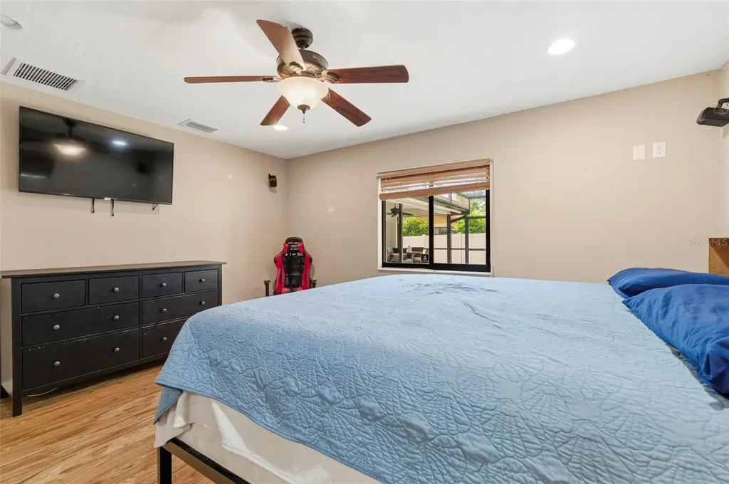 2418 Anthony Avenue Clearwater FL 33759