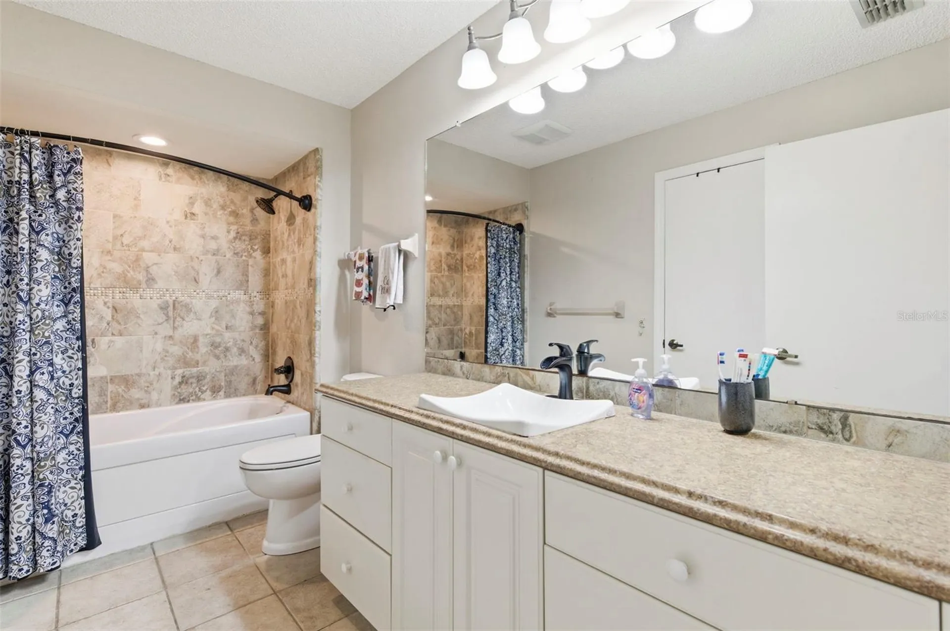 2418 Anthony Avenue Clearwater FL 33759