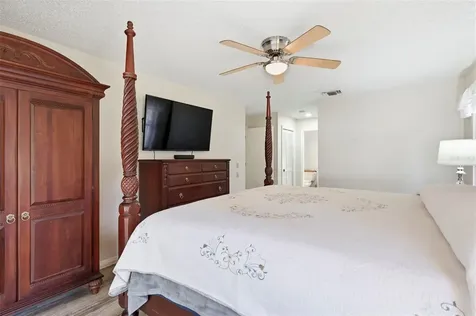 2418 Anthony Avenue Clearwater FL 33759