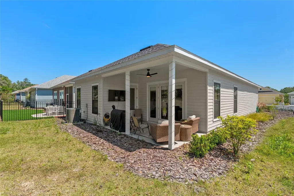 1016 NW 132nd Boulevard Newberry FL 32669
